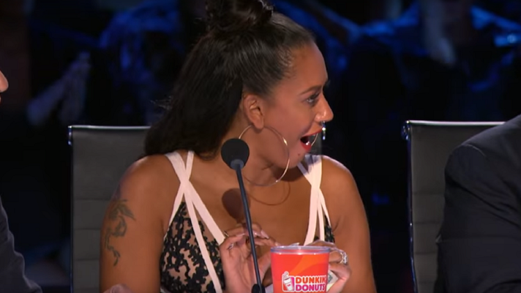 Un impactante truco de magia con 100 dólares conquista al jurado de 'America's Got Talent'