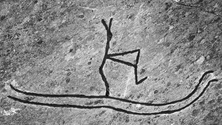 Un joven destruye el petroglifo de un 'esquiador' de 5.000 años