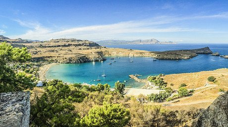 Un ciudadano griego regala a Rusia 10 hectáreas de tierra
