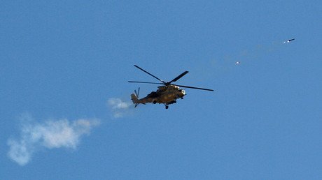 Irak y la coalición internacional muestran cómo atacan al EI en Faluya (Videos)