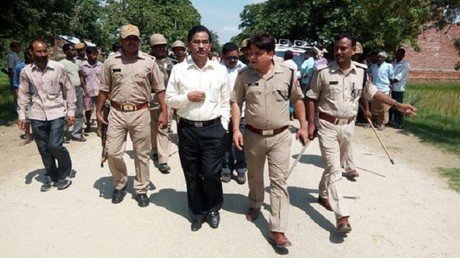 Asesinan brutalmente con un hacha a una pareja india por una deuda de 22 centavos de dólar