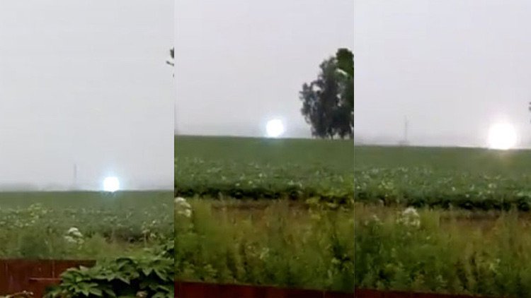 Существуют ли шаровые молнии на самом. Шаровая молния в поле. Шаровая молния в Крыму 2021. Последствия взрыва шаровой молнии. Шаровая молния заснятая на камеру.