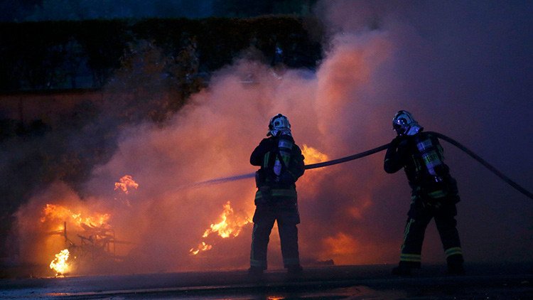 Más de una decena de jóvenes mueren en un devastador incendio en un bar de Francia