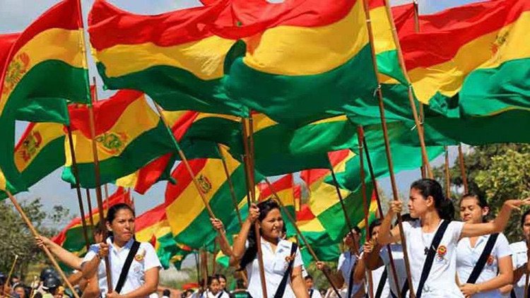 Bolivia celebra 191 años de independencia