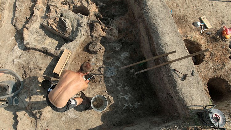 Fotos: Esta joya puede ser el objeto de oro más antiguo del mundo