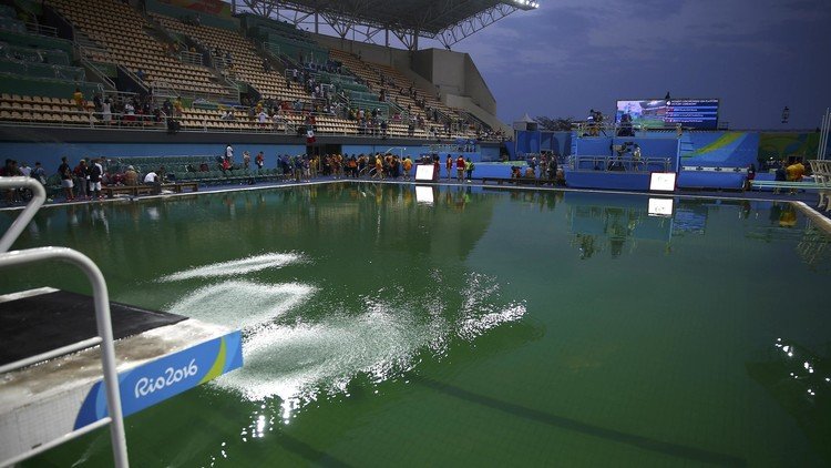Río 2016: Revelan por qué se volvió verde el agua de la piscina olímpica