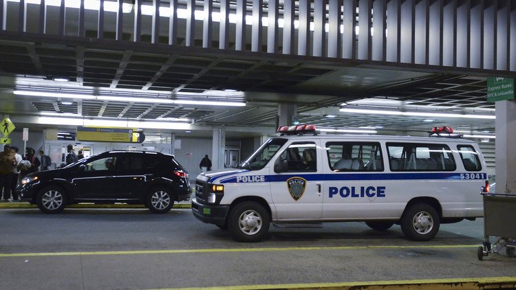 EE.UU.: Artificieros de la Policía acuden al aeropuerto JFK de Nueva York por amenaza de bomba