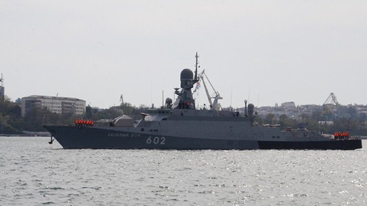 Una agrupación naval rusa comienza ejercicios tácticos en el Mediterráneo oriental