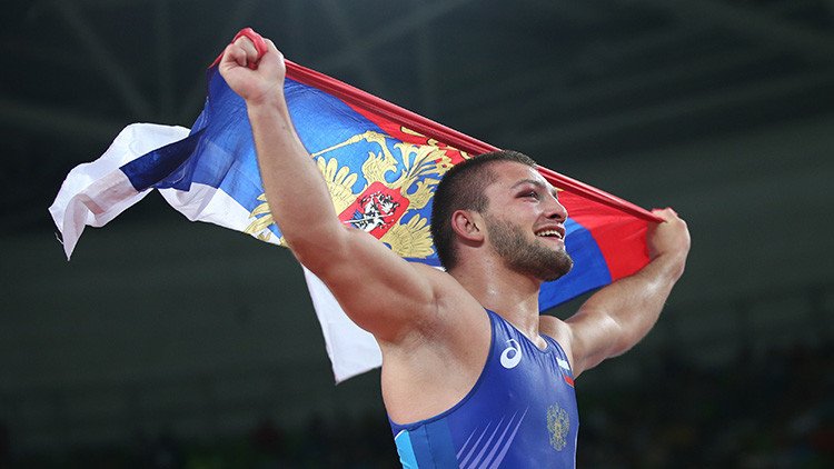 El luchador Davit Chakvetadze consigue el décimo oro para Rusia en Río