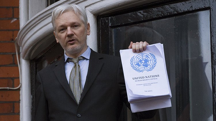 Assange escribirá a la fiscal general de EE.UU. sobre la investigación de WikiLeaks