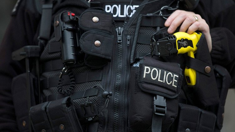 Hombres armados irrumpen en un gimnasio de Londres tras una persecución policial