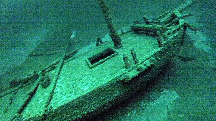 Hallan en el fondo del lago Ontario un barco del siglo XVIII en perfecto estado de conservación
