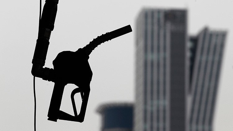 La OPEC, Rusia y Arabia Saudita consiguen librarse de los especuladores del mercado de petróleo