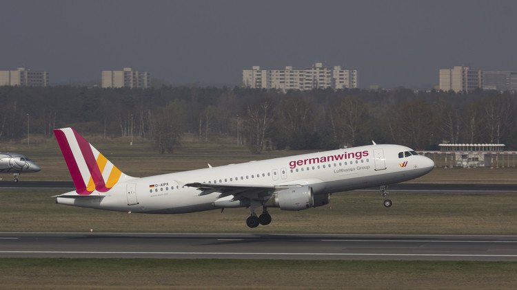Salen a la luz nuevos detalles del copiloto que estrelló el avión de Germanwings