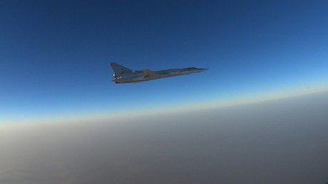 Video: Seis bombarderos rusos realizan ataques contra el Estado Islámico en Siria