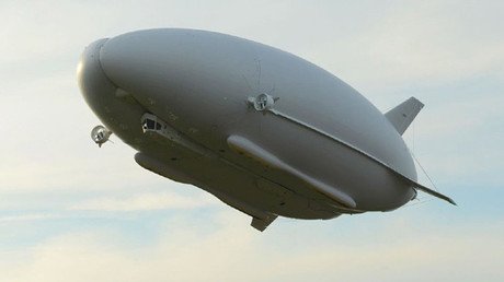 VIDEO: 'El Trasero Volador' realiza su primer vuelo de prueba