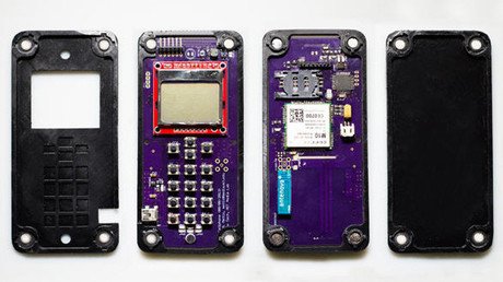 Video: Crean un teléfono inteligente que se autoensambla sin intervención humana