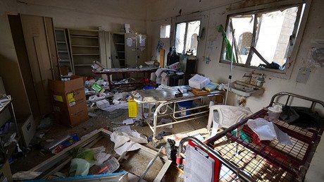 La Cruz Roja dona máquinas de refrigerado a los hospitales de Yemen, desbordados de cadáveres