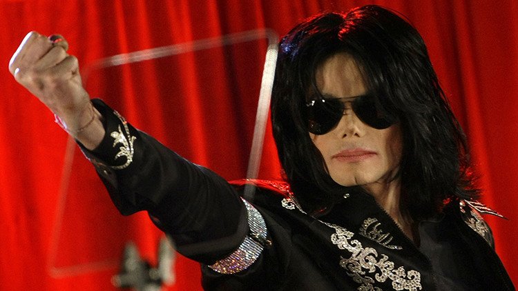 ¿Está vivo? Michael Jackson 'reaparece' en una selfi de su hija