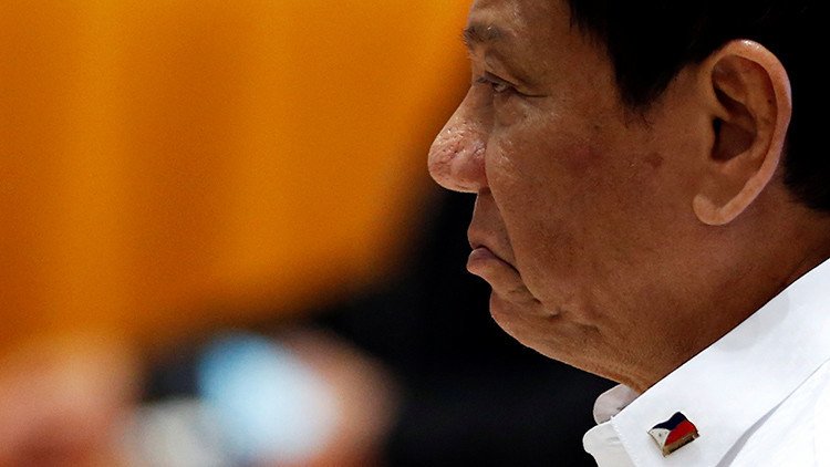 El presidente de Filipinas insulta a Obama y China entra en un juego a tres bandas