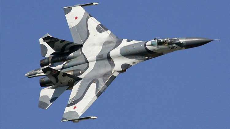 Aviones de EE.UU. se acercan a las fronteras rusas y cazas Su-27 despegan en alerta