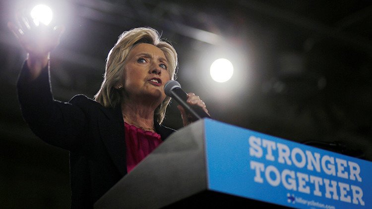 Hillary Clinton cancela su viaje electoral a California tras revelarse que padece neumonia