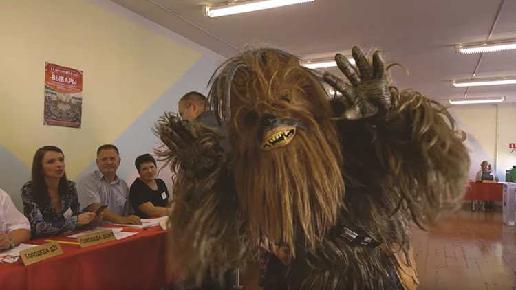 Elecciones en 'Star Wars': míticos personajes de ficción acuden a las urnas en Bielorrusia (video)