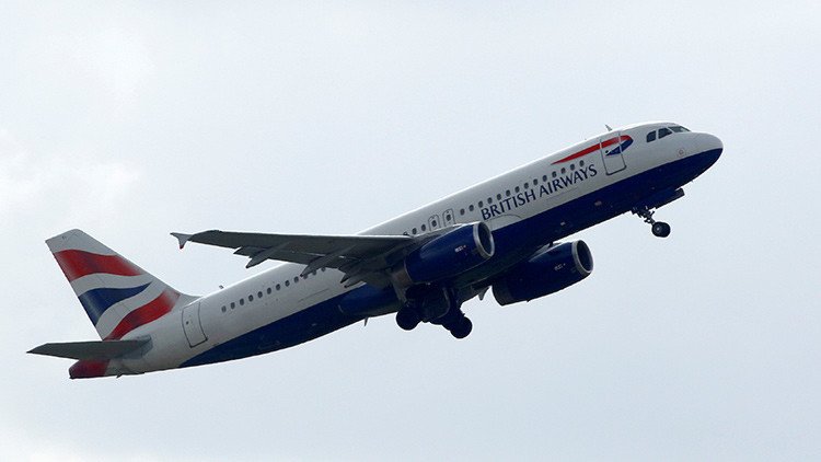 Declaran estado de emergencia en un vuelo de British Airways que cubría la ruta Barcelona-Londres