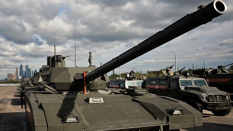 "Que nunca se encuentren": El tanque ruso T-14 Armata contra los mejores tanques y misiles de EE.UU.