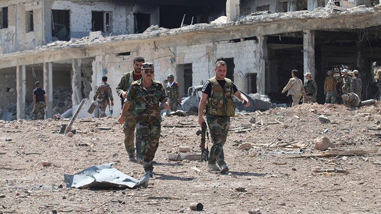Comando sirio: "El ataque aéreo en Deir Ezzor es una agresión abierta de EE.UU."