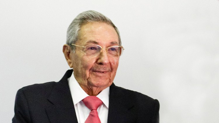 Raúl Castro exige que EE.UU. ponga fin a "políticas lesivas a la soberanía de Cuba"