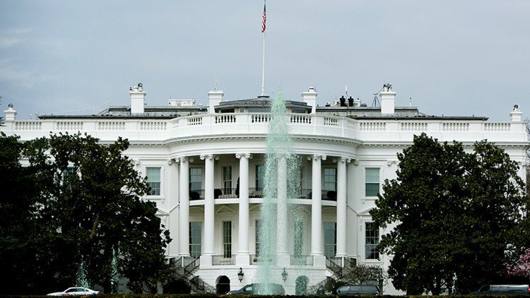La Casa Blanca lamenta la muerte de 62 soldados sirios tras un ataque estadounidense en Siria