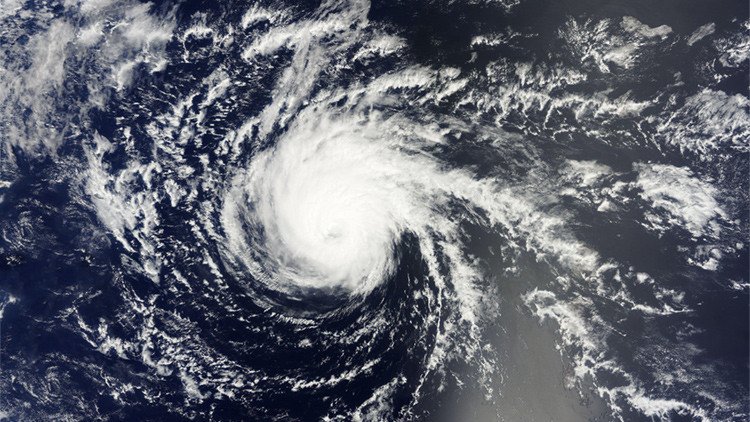 El huracán Paine se acerca a las costas mexicanas