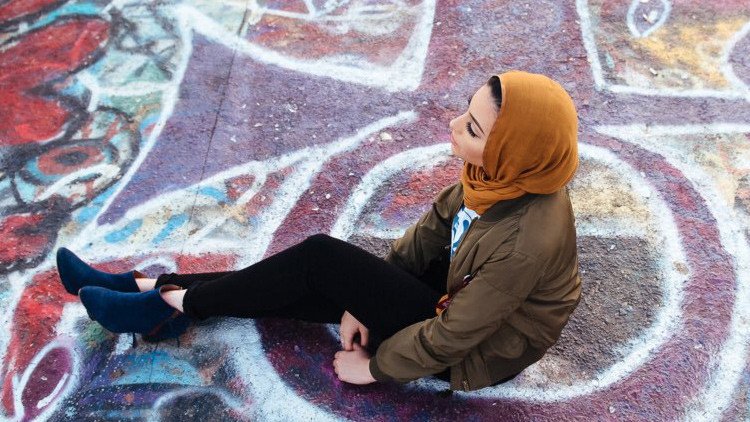 La primera musulmana que posa para 'Playboy' provoca polémica (fotos)