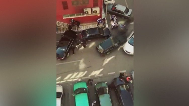 'Rápido y furioso': Un preso turco al volante con un machete choca con 18 coches (VIDEO)