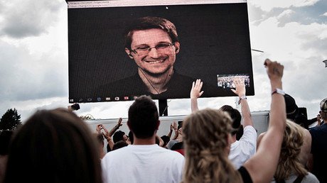 Snowden explica por qué Obama debe perdonarlo y por qué Theresa May es "el Darth Vader británico"