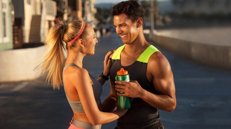 Revelan por qué los hombres tienen más músculo que las mujeres 