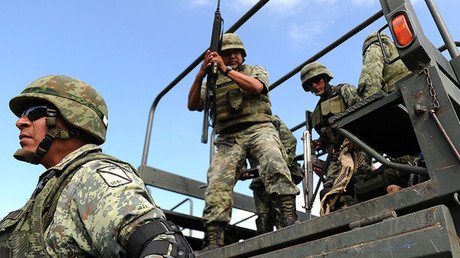 México: Una mujer muerta y dos heridas en un ataque contra la Fiscalía de Jalisco (Video)