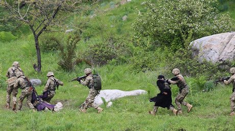 Rusia y Pakistán realizan sus primeras maniobras tácticas conjuntas (Video)