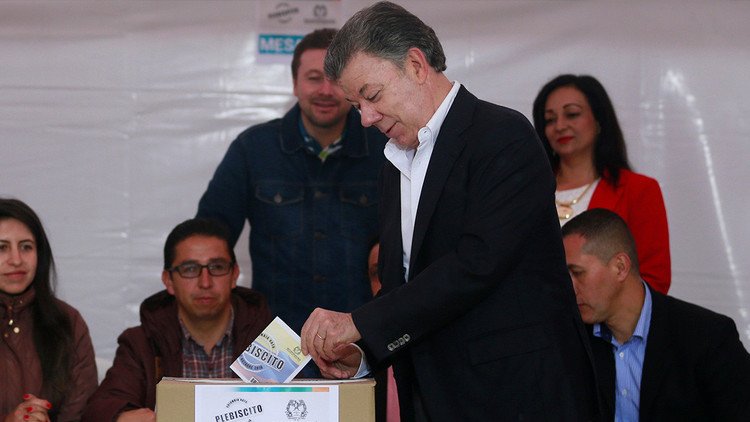 El 'No' gana en el plebiscito por la paz de Colombia