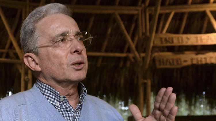 Uribe tras el 'No' en el plebiscito por la paz: "Queremos contribuir a un acuerdo nacional"
