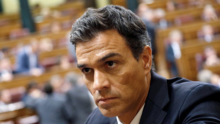 España: Pedro Sánchez seguirá como diputado en el Congreso