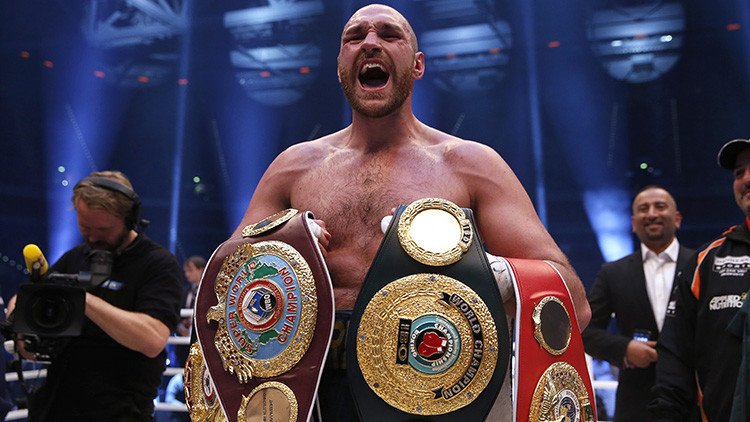 El campeón mundial de peso pesado Tyson Fury anuncia su retirada