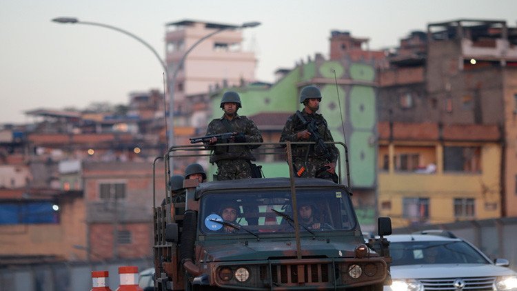 Río de Janeiro, ¿al borde de una guerra?