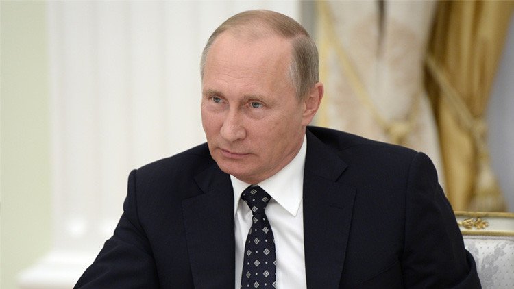 El Kremlin revela la respuesta de Vladímir Putin a la propuesta de regalarle un piso