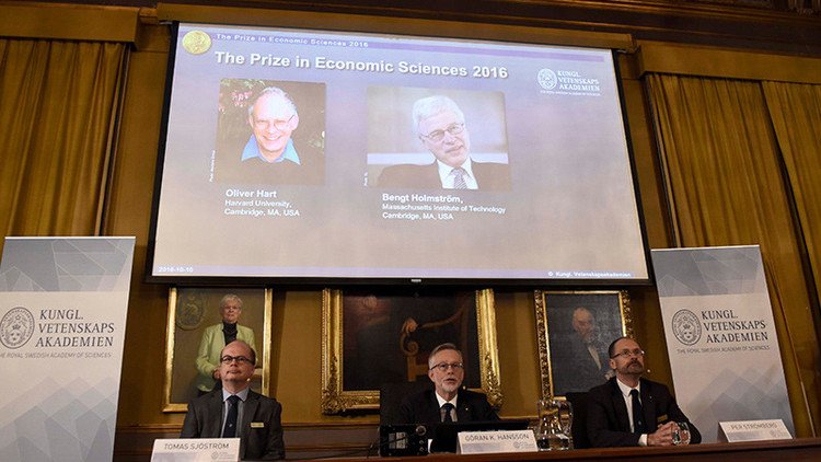 Anuncian a los ganadores del Premio Nobel de Economía del 2016