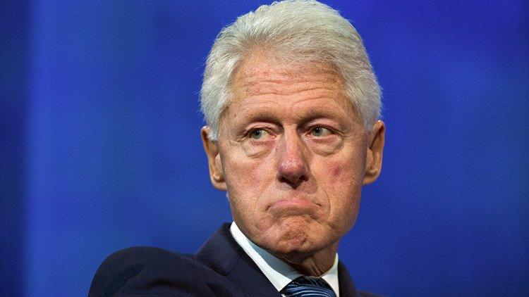 WikiLeaks: Bill Clinton abusó de una niñera cuando era gobernador