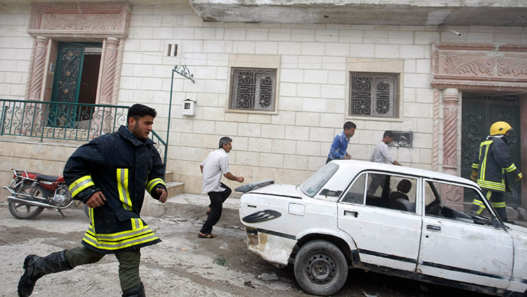 Un coche bomba mata a al menos 20 rebeldes en la frontera turco-siria