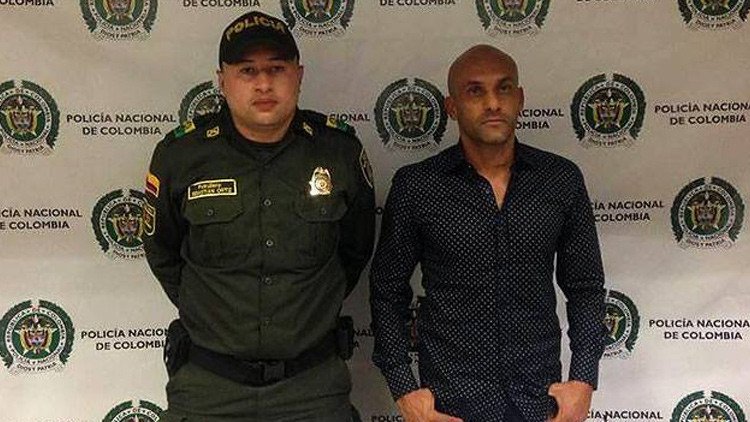 Capturan a exfutbolista colombiano por tráfico de cocaína