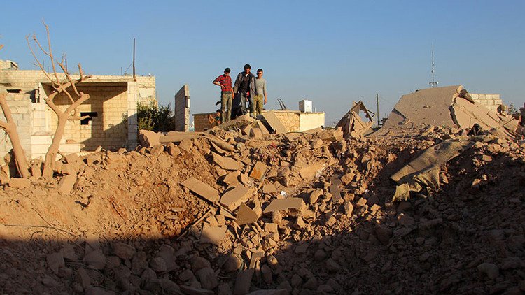 Ataque aéreo de la coalición internacional deja 6 muertos en una localidad de la provincia de Alepo